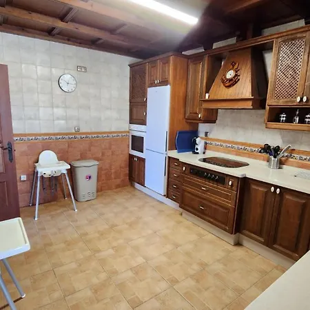 Chalet Almendros